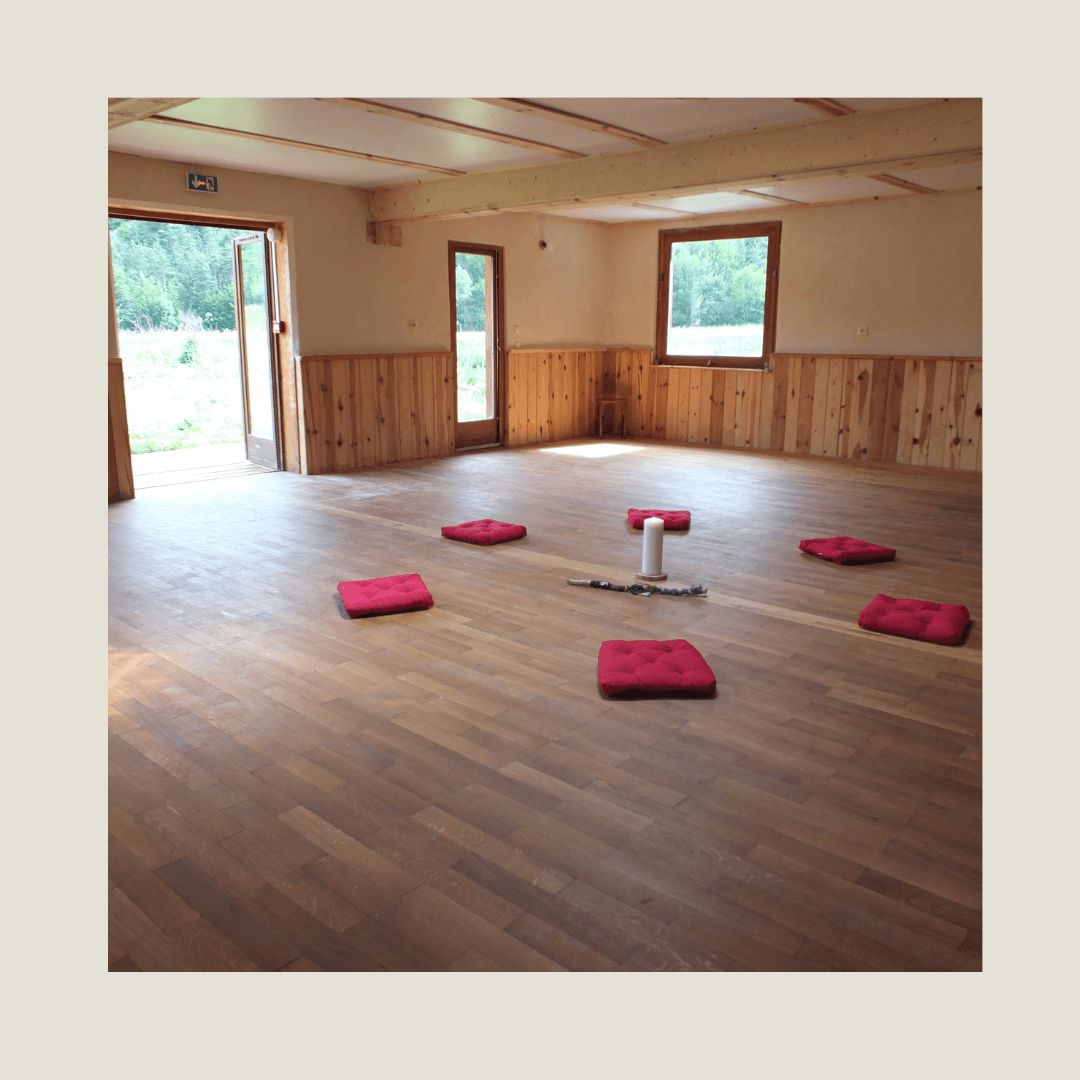 retraite-yoga-randonnee-drome-inspire-yoga-avignon2 col-de-la-chaudiere-trois-bec-retraite-randonnee-yoga-inspire-yoga-avignon-le-nid-septembre-2022-2